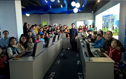 上海宝山少科站3D打印亲子活动:实现看得见的创意