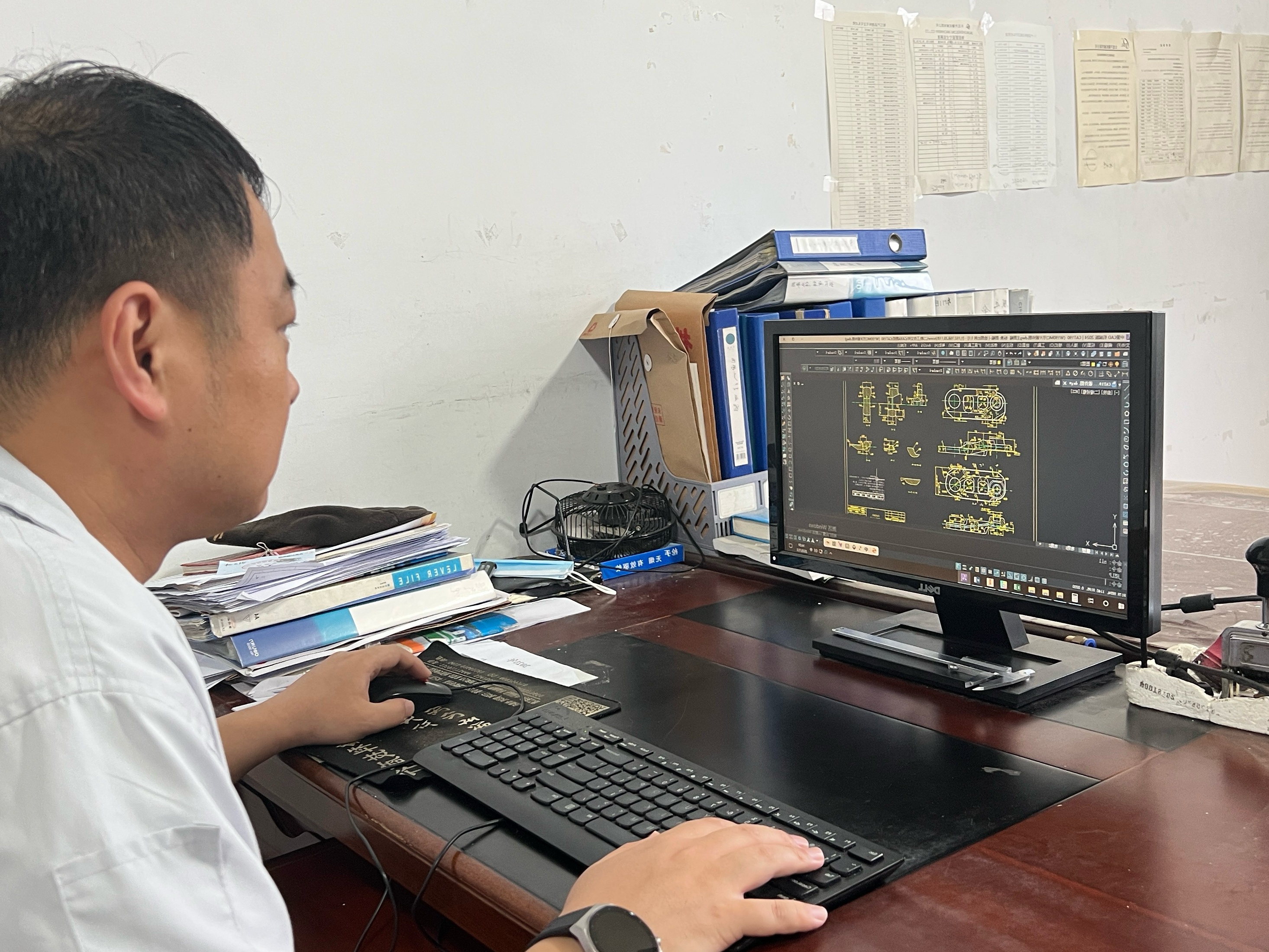 大连升隆集团技术工程师应用1929cc威尼斯机械CAD绘图